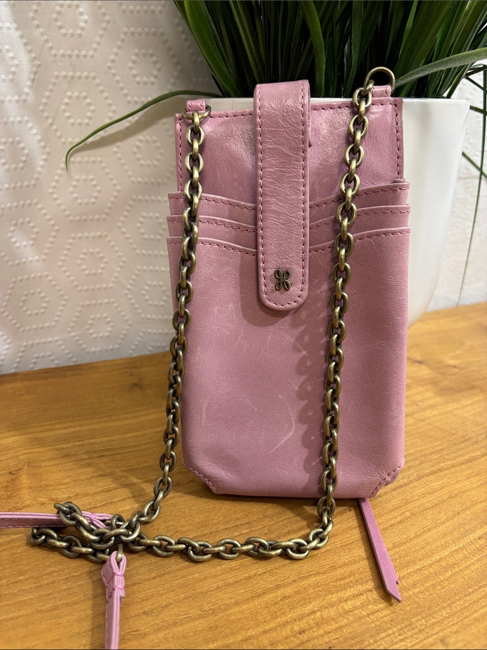 Hobo leather Crossbody Bag Pink chain
